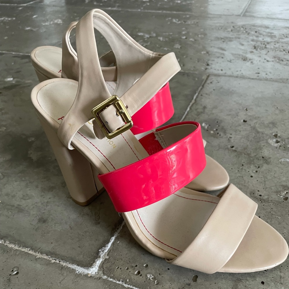 BCBGeneration Nude & Hot Pink block heels